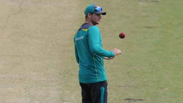 Australian cricket team skipper Steven Smith came to the defence of under-fire England coach Trevor Bayliss ahead of the third Ashes Test at Melbourne. Smith was one of many Australian players to have thrived under the guidance of Bayliss.(AFP)