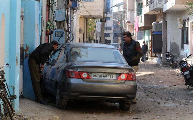 The Honda City that was stolen by the three accused. One of them was killed in a shoot-out in Ravi Nagar on Thursday night. (Parveen Kumar/HT) The Honda City that was stolen by the three accused. One of them was killed in a shoot-out in Ravi Nagar on Thursday night. (Parveen Kumar/HT)