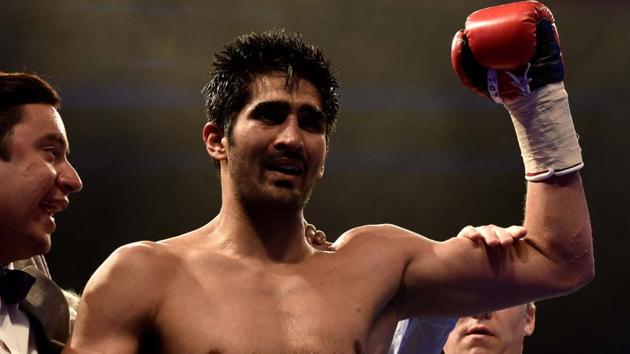 Indian boxer Vijender Singh will be up against Ernest Amuzu of Ghana on Saturday.(HT Photo)