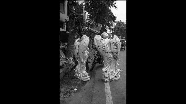 “For this project, I chose to look outwards and find moments on the street which reflected my state of mind. The elements in my photos symbolise my isolation,” says Sunanda Pathak, the photographer. (Sunanda Pathak) “For this project, I chose to look outwards and find moments on the street which reflected my state of mind. The elements in my photos symbolise my isolation,” says Sunanda Pathak, the photographer. (Sunanda Pathak)