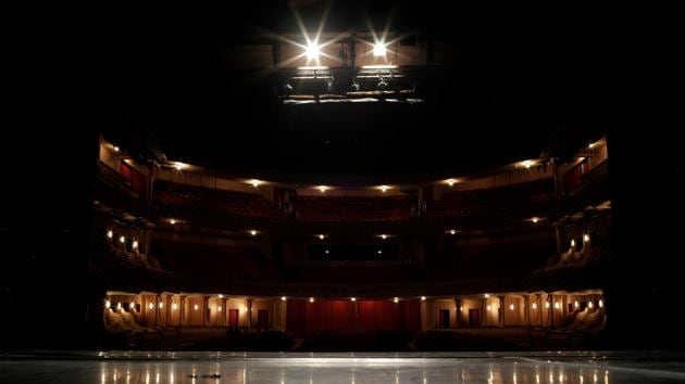 The stage of Municipal Theatre in Rio de Janeiro, Brazil. The slow artistic starvation can be as much of strain as poor finances. In the past year, the theater put on a cantata and an opera with volunteers, but none of its traditional ballet performances. (Ricardo Moraes / REUTERS) The stage of Municipal Theatre in Rio de Janeiro, Brazil. The slow artistic starvation can be as much of strain as poor finances. In the past year, the theater put on a cantata and an opera with volunteers, but none of its traditional ballet performances. (Ricardo Moraes / REUTERS)