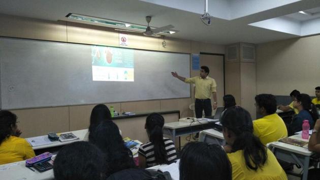 A health awareness drive in session at Mithibai College in Vile Parle. (HT Photo) A health awareness drive in session at Mithibai College in Vile Parle. (HT Photo)