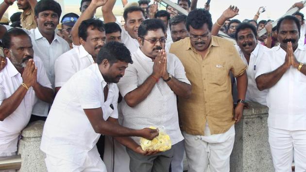 RK Nagar Result: AIADMK Alleges Dhinakaran-DMK Pact, Stalin Rejects ...