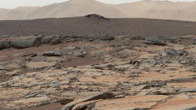 This file photo taken from the Mast Camera (Mastcam) instrument on NASA's Curiosity Mars rover shows a series of sedimentary deposits in the Glenelg area of Gale Crater. (AFP File Photo) This file photo taken from the Mast Camera (Mastcam) instrument on NASA's Curiosity Mars rover shows a series of sedimentary deposits in the Glenelg area of Gale Crater. (AFP File Photo)