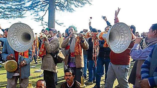 Jai Ram Thakur’s supporters celebrating in Shimla on Sunday. (Deepak Sansta/HT) Jai Ram Thakur’s supporters celebrating in Shimla on Sunday. (Deepak Sansta/HT)