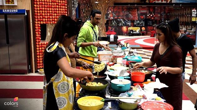 Bigg Boss 11 Dec 26 written update: Bigg Boss 11 Dec 26 written update: