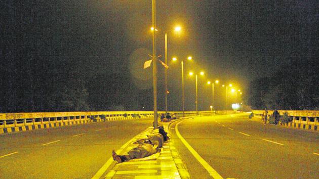 The walk takes no more than 30 minutes, starting at Maharaja Ranjit Singh’s statue at the Barakhamba traffic light. (Mayank Austen Soofi / HT Photo) The walk takes no more than 30 minutes, starting at Maharaja Ranjit Singh’s statue at the Barakhamba traffic light. (Mayank Austen Soofi / HT Photo)