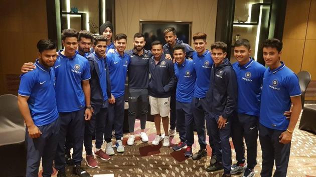 Virat Kohli met with India’s ICC U-19 cricket World Cup team in Mumbai on Wednesday.(BCCI/Twitter)