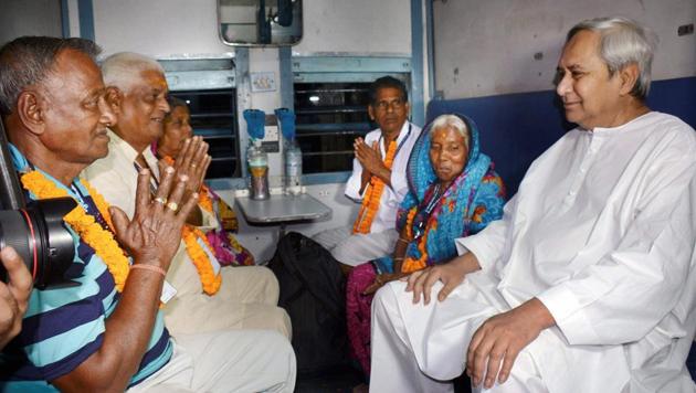 Odisha CM Naveen Patnaik interacts with people at the Bhubaneswar railway station. BJD leaders say Naveen Patnaik does not believe in dynastic politics. (PTI) Odisha CM Naveen Patnaik interacts with people at the Bhubaneswar railway station. BJD leaders say Naveen Patnaik does not believe in dynastic politics. (PTI)