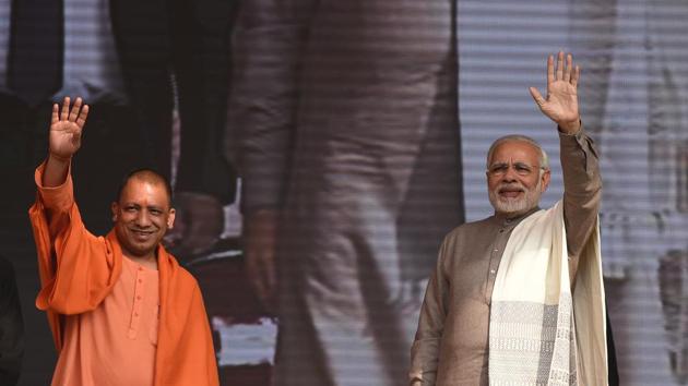 The security breach occurred post 2pm when PM Narendra Modi left Amity University public ground at Sector 125 for the helipad near Botanical Garden Metro station at Sector 38. (Virendra Singh Gosain/HT PHOTO) The security breach occurred post 2pm when PM Narendra Modi left Amity University public ground at Sector 125 for the helipad near Botanical Garden Metro station at Sector 38. (Virendra Singh Gosain/HT PHOTO)