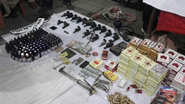 Weapons seized at the Agra-Mumbai highway on December 15.(HT FILE)