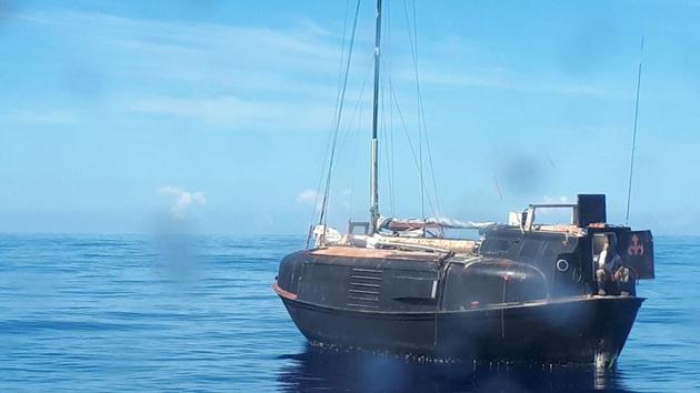 Otherwise, the journey of more than 2,000 kms would have seen him travel south, down the Mozambique Channel. (Richard Bouhet / AFP) Otherwise, the journey of more than 2,000 kms would have seen him travel south, down the Mozambique Channel. (Richard Bouhet / AFP)