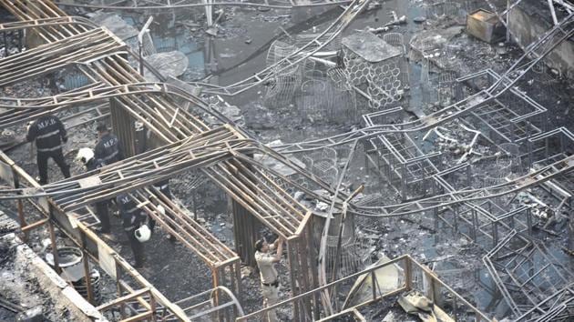 A view of the charred building in which a fire broke out in Mumbai on early Friday.(Anshuman Poyrekar / HT Photo)