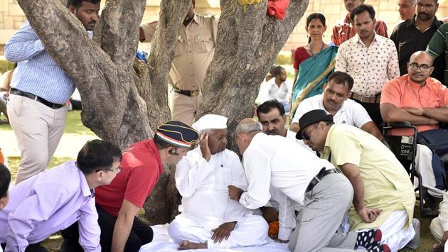 Social activist Anna Hazare sits under a tree during on a day-long hunger strike for the implementation of the Lokpal Bill, after paying tribute to Mahatma Gandhi on his birth anniversary at Rajghat in New Delhi on October 02, 2017.  (Ajay Aggarwal / HT Photo) 