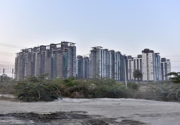 Several housing projects are in the works along the Dwarka Expressway. (Sanjeev Verma/HT PHOTO) Several housing projects are in the works along the Dwarka Expressway. (Sanjeev Verma/HT PHOTO)