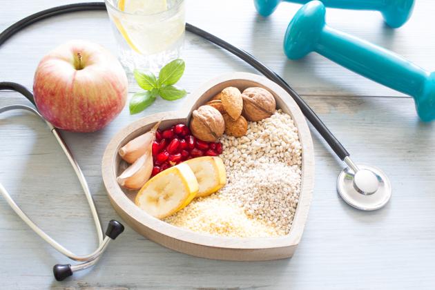 Along with exercise, a diet high in the natural fibre found in whole grains, legumes, fruit and vegetables, and low in fat, carbohydrates, sugar and salt, can lower your chances of developing diabetes. (iStock) Along with exercise, a diet high in the natural fibre found in whole grains, legumes, fruit and vegetables, and low in fat, carbohydrates, sugar and salt, can lower your chances of developing diabetes. (iStock)