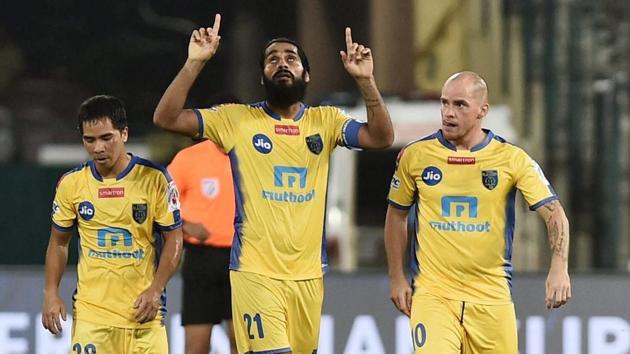Kerala Blasters will look to improve their form with a win over Bengaluru FC in the Indian Super League on Sunday.(PTI) Kerala Blasters will look to improve their form with a win over Bengaluru FC in the Indian Super League on Sunday.(PTI)