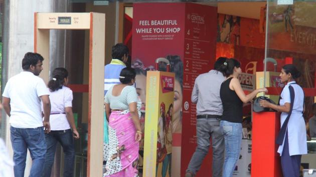 Most of the malls admit much more visitors than they are designed to hold, warns the fire department. Most of the malls admit much more visitors than they are designed to hold, warns the fire department.