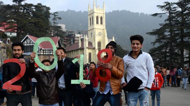 People enjoying the last day of 2017 on The Ridge in Shimla. (Deepak Sansta/HT)