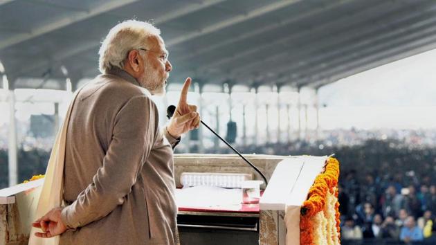 Ringing in the new year 2018, Prime Minister Narendra Modi exhorted citizens on Sunday to aim for a new India. (PTI) Ringing in the new year 2018, Prime Minister Narendra Modi exhorted citizens on Sunday to aim for a new India. (PTI)