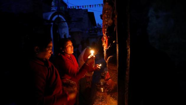 As part of the rituals, unmarried women pray for a good groom while those already married pray for the longevity of their husbands by observing a month-long fast. (Navesh Chitrakar / REUTERS) As part of the rituals, unmarried women pray for a good groom while those already married pray for the longevity of their husbands by observing a month-long fast. (Navesh Chitrakar / REUTERS)