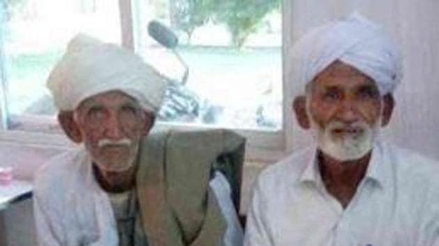 Two of the Pakistani nationals arrested in Barmer.(HT Photo.) Two of the Pakistani nationals arrested in Barmer.(HT Photo.)