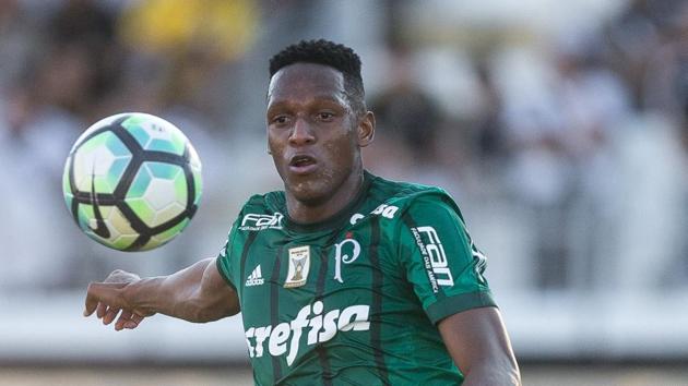 FC Barcelona is pursuing Yerry Mina from Palmeiras as a replacement for Javier Mascherano, who is on his way out from the Catalan club.(Getty Images)