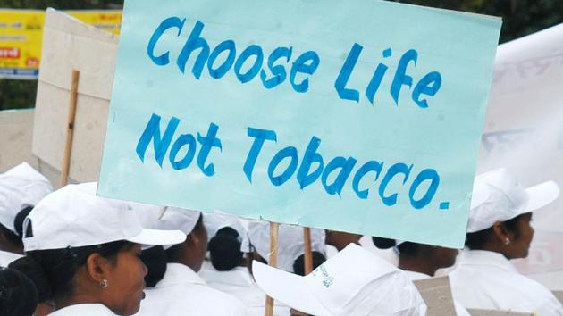 Every year, 10 lakh people die in India due to smoking or chewing tobacco, experts say. (HT File) Every year, 10 lakh people die in India due to smoking or chewing tobacco, experts say. (HT File)