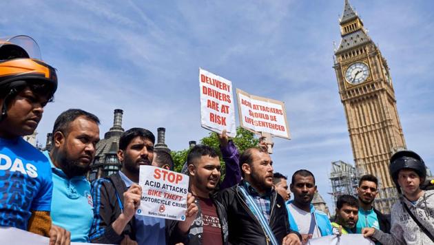 This file photo taken on July 18, 2017 shows motorcycle delivery drivers and motorcyclists taking part in a demonstration in Parliament Square in central London, following a spate of acid attacks on July 13. The British capital saw 454 acid attacks reported last year, up from 261 in 2015 and 166 the year before. (AFP File Photo) This file photo taken on July 18, 2017 shows motorcycle delivery drivers and motorcyclists taking part in a demonstration in Parliament Square in central London, following a spate of acid attacks on July 13. The British capital saw 454 acid attacks reported last year, up from 261 in 2015 and 166 the year before. (AFP File Photo)