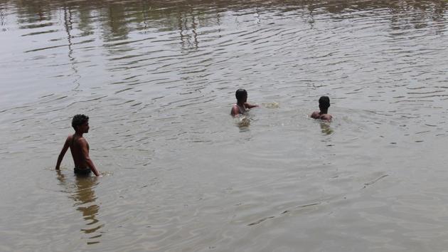 Four engineering students drown in pond in Andhra Pradesh | Latest News ...