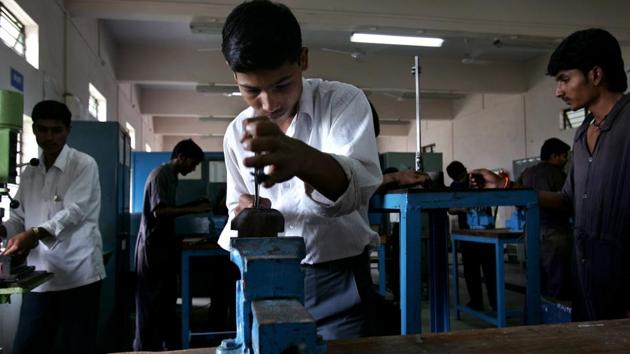 There are 13,353 ITIs in India -- 2,152 government and 11,201 private — with a total capacity of training 21.94 lakh students. (HT File Photo) There are 13,353 ITIs in India -- 2,152 government and 11,201 private — with a total capacity of training 21.94 lakh students. (HT File Photo)