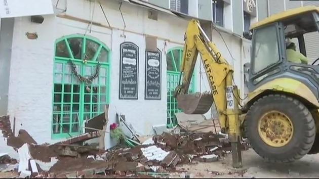 The BMC has been razing illegal structures and extensions built by eateries across the city since the Kamala Mills fire. (For representational purpose only) The BMC has been razing illegal structures and extensions built by eateries across the city since the Kamala Mills fire. (For representational purpose only)