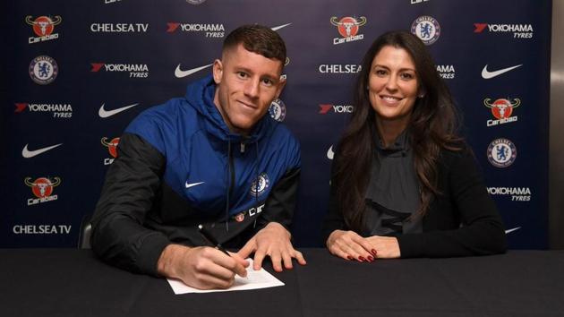 Ross Barkley (L) joined Everton from Chelsea last week. (Twitter/ChelseaFC) Ross Barkley (L) joined Everton from Chelsea last week. (Twitter/ChelseaFC)