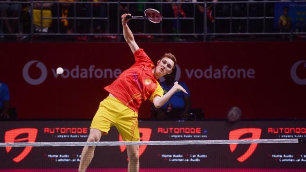 Bengaluru Blasters player Viktor Axelsen of Denmark plays a shot against Chennai Smashers player Tanongsak Saensomboonsuk of Thailand during their Vodafone Premier Badminton League game in Chennai on Monday. (AFP) Bengaluru Blasters player Viktor Axelsen of Denmark plays a shot against Chennai Smashers player Tanongsak Saensomboonsuk of Thailand during their Vodafone Premier Badminton League game in Chennai on Monday. (AFP)