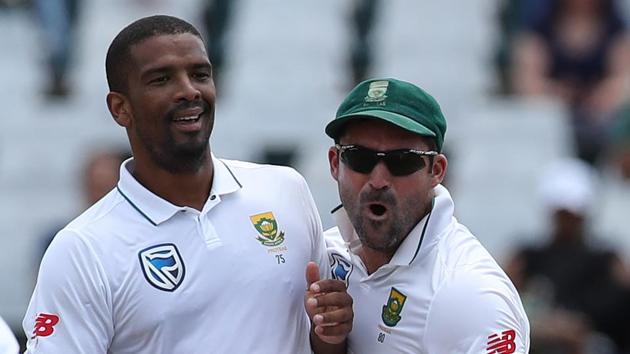 Vernon Philander celebrates the wicket of Murali Vijay during day four of the first Test match between South Africa and India at the Newlands Cricket Ground in Cape Town. Get full cricket score of India vs South Africa, first Test, Day 4, here.(BCCI)