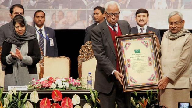 J&K Governor NN Vohra confers Bihar Chief Minister Nitish Kumar with “Mufti Mohammad Sayeed Award for Probity in Public Life”, in Jammu. (PTI)
