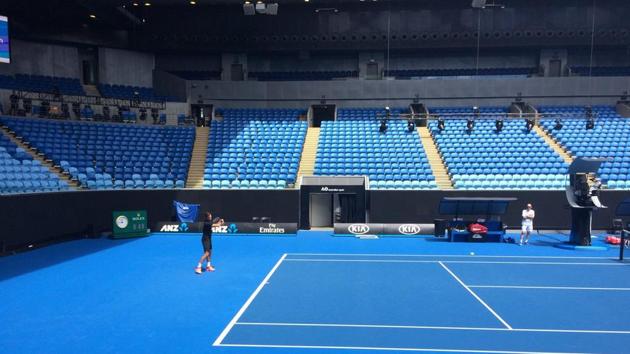 Swiss tennis great Roger Federer practices at Melbourne Park ahead of the Australian Open.(#AusOpen/Twitter)