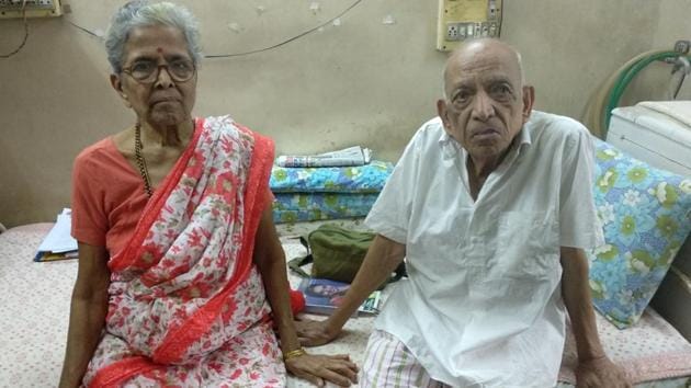 Iravati Lavate, 79, and her husband Narayan, 86. While present laws in the country do not allow active euthanasia, experts told HT the couple would have had a hard time even in countries that do because they don’t have any life limiting disease.(HT Photo)