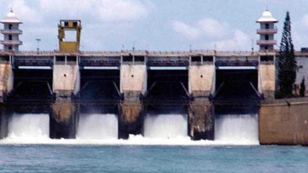 Picture dated 15 September 2002 shows Cauvery river water being released from the Kabini Dam at Heggadadevankote province about 165 kms south-west of Bangalore.(AFP File Photo)