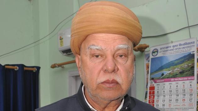 Karni Sena chief Lokendra Singh Kalvi before the press conference in Dehradun on Tuesday. (Vinay Santosh Kumar/HT) Karni Sena chief Lokendra Singh Kalvi before the press conference in Dehradun on Tuesday. (Vinay Santosh Kumar/HT)