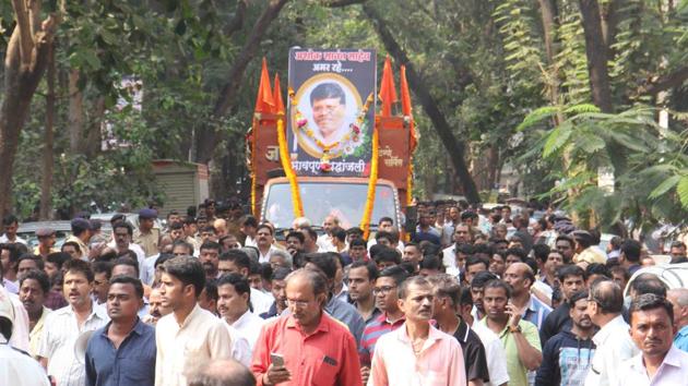 Former Shiv Sena corporator Ashok Sawant’s funeral at Kandivli in Mumbai on Monday. (Pramod Thakur/HT) Former Shiv Sena corporator Ashok Sawant’s funeral at Kandivli in Mumbai on Monday. (Pramod Thakur/HT)