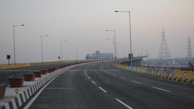 GDA has proposed it will open the Hindon elevated road only for light vehicles initially. (Sakib Ali /HT Photo) GDA has proposed it will open the Hindon elevated road only for light vehicles initially. (Sakib Ali /HT Photo)