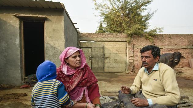 “He was violent at times and had to be tied up”, said Chander Pal, Dhankar’s brother while talking about his mental health. (Burhaan Kinu / HT Photo) “He was violent at times and had to be tied up”, said Chander Pal, Dhankar’s brother while talking about his mental health. (Burhaan Kinu / HT Photo)