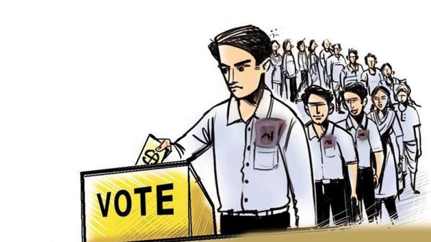 The demand for structural change in the electoral system was raised at the meeting of opposition parties called by former chief minister and Samajwadi Party chief, Akhilesh Yadav. (HT) The demand for structural change in the electoral system was raised at the meeting of opposition parties called by former chief minister and Samajwadi Party chief, Akhilesh Yadav. (HT)