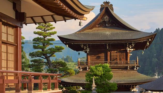 The town of Takayama, which displays the stores and streets of the Edo period, where remnants of old Japan can be felt and experienced. (Shutterstock) The town of Takayama, which displays the stores and streets of the Edo period, where remnants of old Japan can be felt and experienced. (Shutterstock)