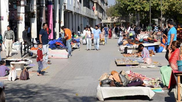 Street vendors at the Sector-17 Plaza. The registration camps that are being organised by the MC are not attracting vendors. (HT File) Street vendors at the Sector-17 Plaza. The registration camps that are being organised by the MC are not attracting vendors. (HT File)