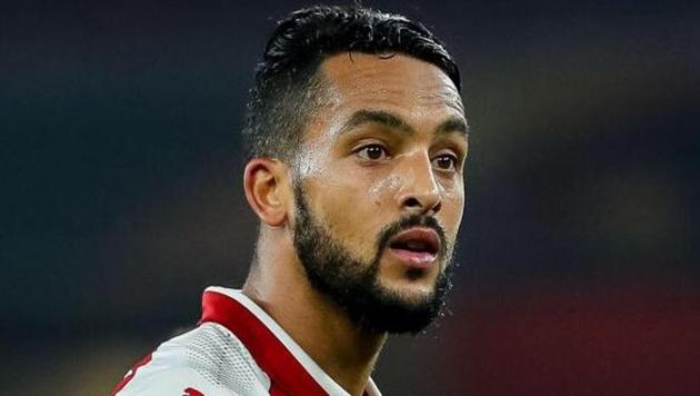 Everton F.C. manager Sam Allardyce said the club is negotiating with Arsenal F.C. to sign Theo Walcott on a permanent deal. (Twitter) Everton F.C. manager Sam Allardyce said the club is negotiating with Arsenal F.C. to sign Theo Walcott on a permanent deal. (Twitter)