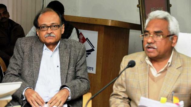 Urban development minister Madan Kaushik and chief secretary Utpal Kumar Singh at the press conference on Friday. (HT PHOTO) Urban development minister Madan Kaushik and chief secretary Utpal Kumar Singh at the press conference on Friday. (HT PHOTO)