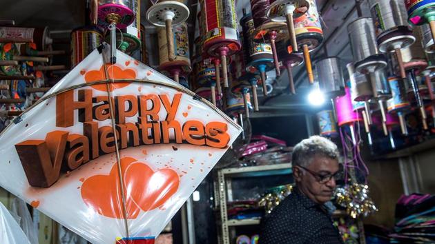 The celebrations associated with Makar Sankranti are known by different names in different parts of the country: Lohri in north India, Sukarat in central India, Bhogali Bihu among the Assamese, and Pongal in Tamil Nadu, among others. (Satish Bate/HT Photo)