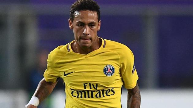 Neymar switched from FC Barcelona to Paris Saint-Germain in a record-breaking move.(AFP)